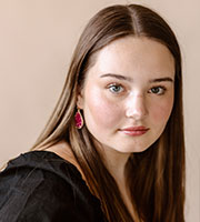 Alanna Sawall headshot