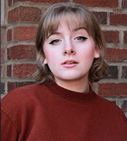 Jessica Schneider headshot