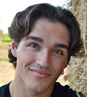 Zachary Sullivan headshot